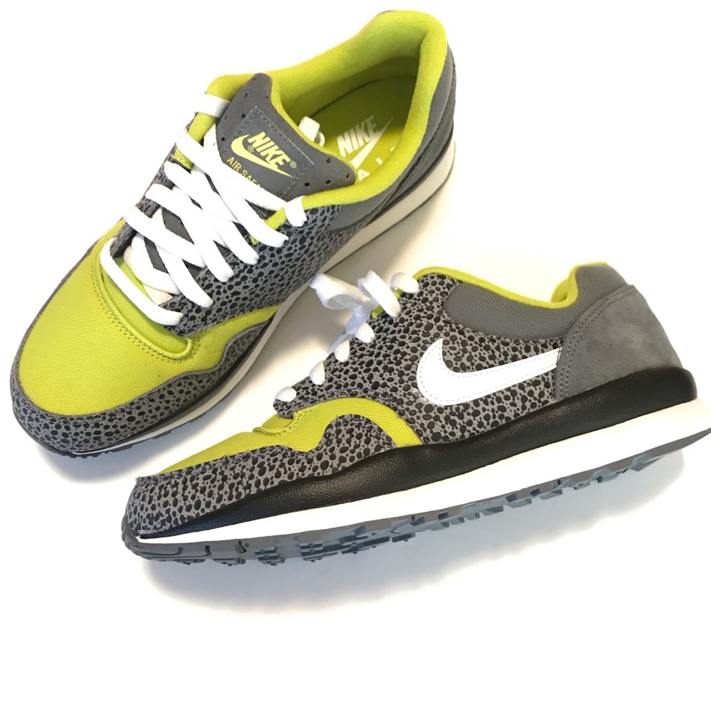 Nike Air Safari SE Size 8 Sneakers Grey Cactus - Picture 1 of 8